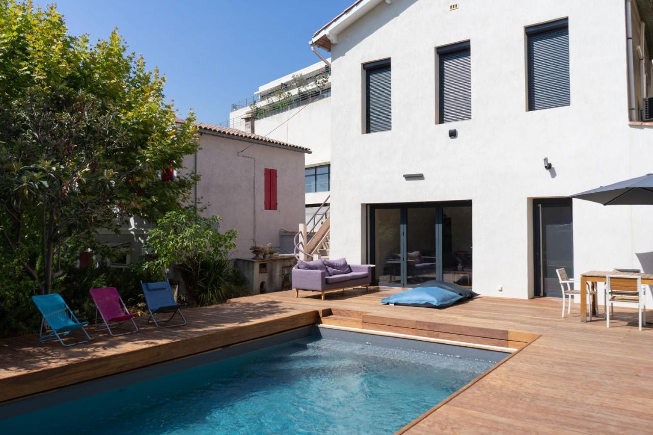 Le Petit Nid Des Chutes Lavies Hotel Marseille Exterior photo